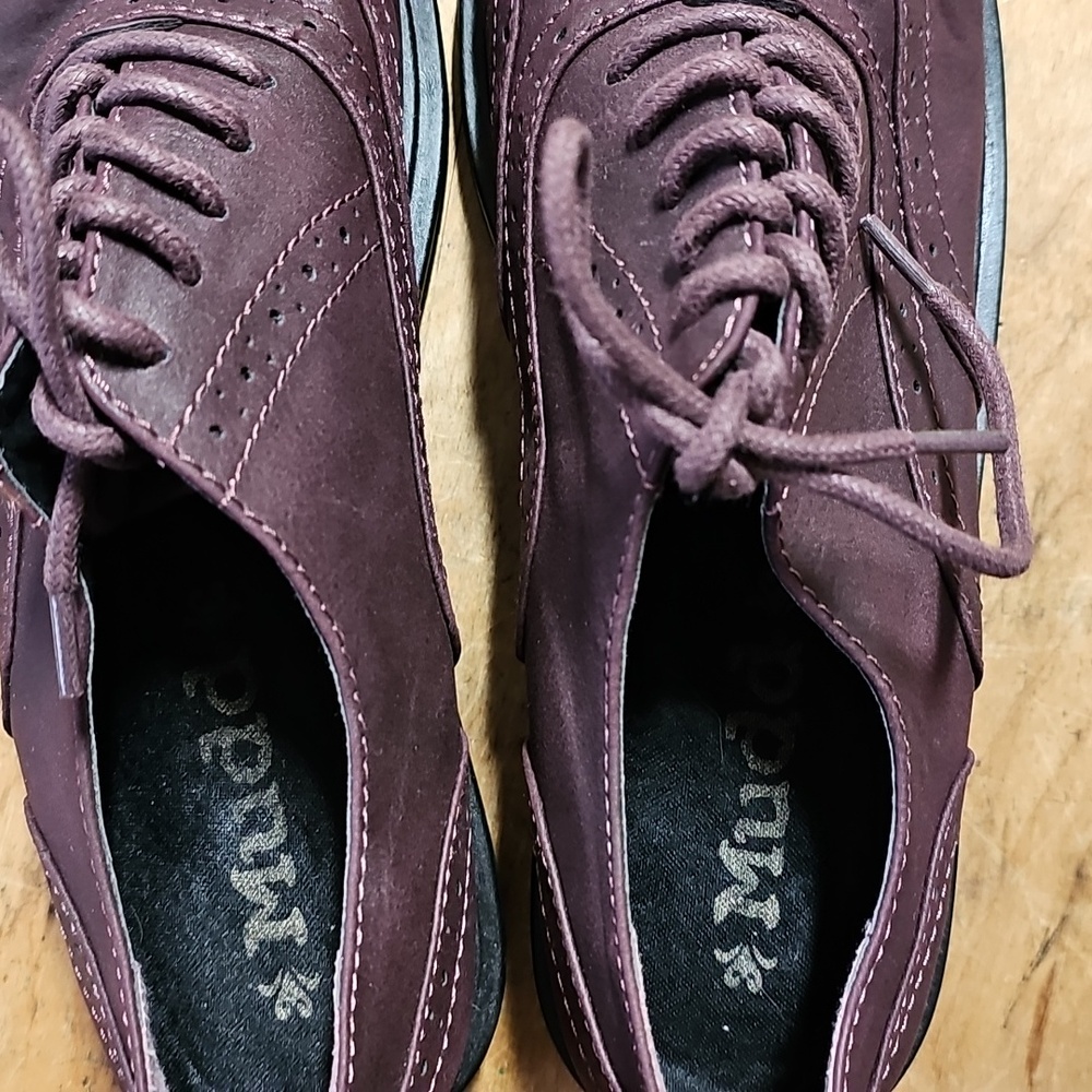 Mudd Womens Burgandy Oxfords Size 9 - Picture 7 of 8